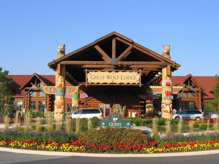 Great Wolf Lodge Stay This Weekend Save 180 Hot Canada Deals Hot